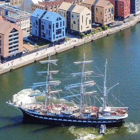 Gorgeous In Dunkerque With Wifi Appartamento *